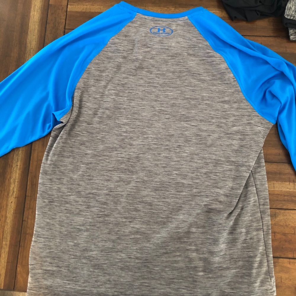 Under armor workout clothes lot